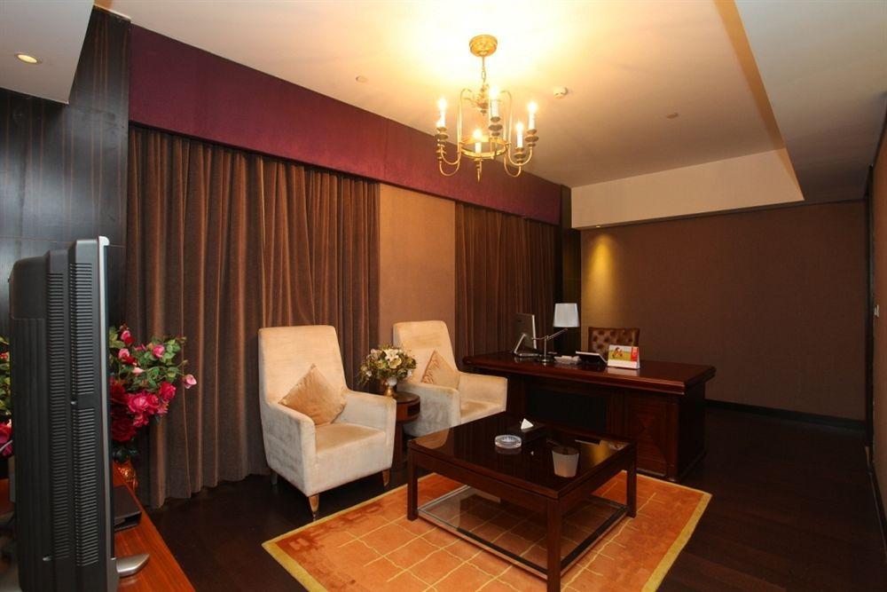 Beijing Changbaishan International Hotel Exterior photo